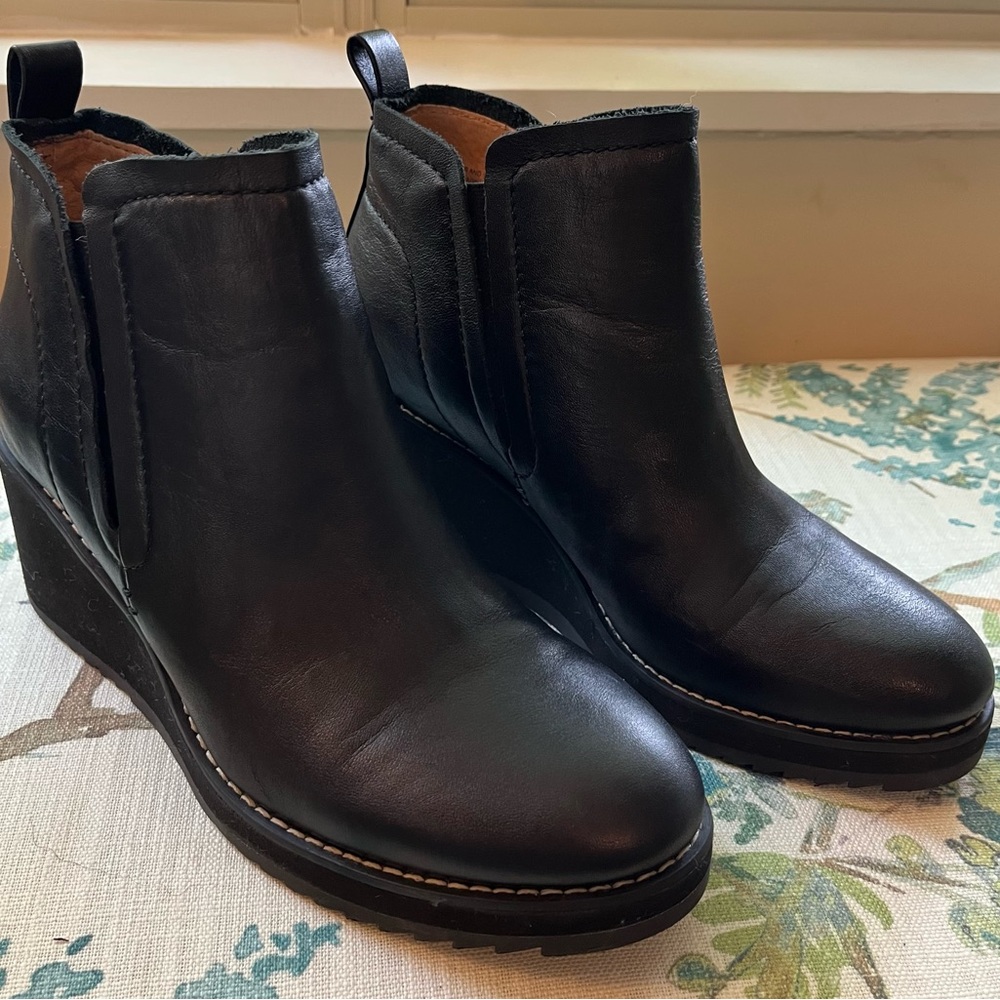 Sofft Women's Emeree Fashion Ankle Boots Sz. 8.5M Black - Picture 3 of 9